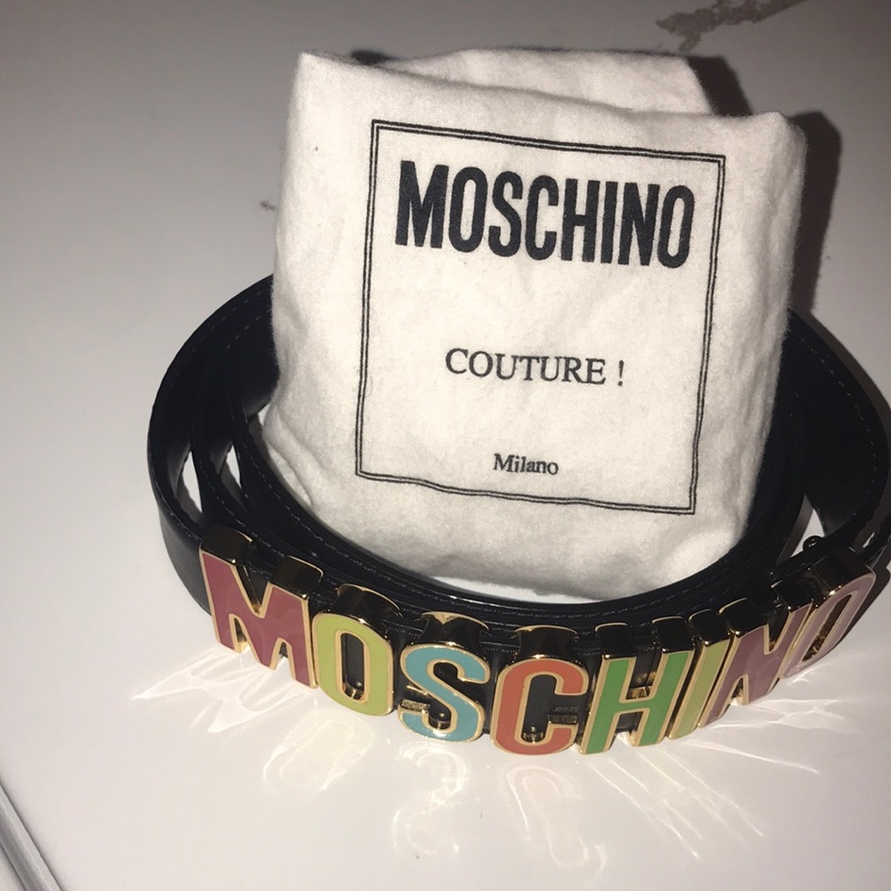 Moschino belt